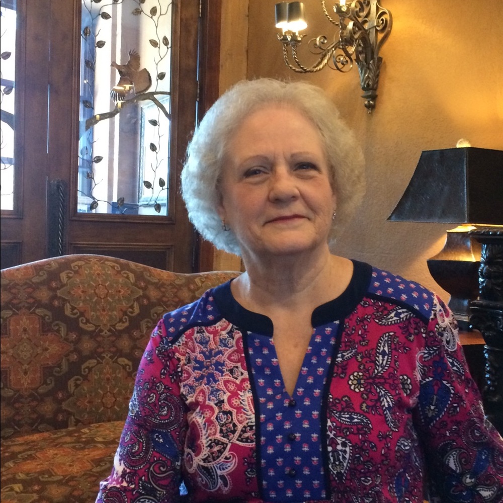 Meet your Posher, Janis